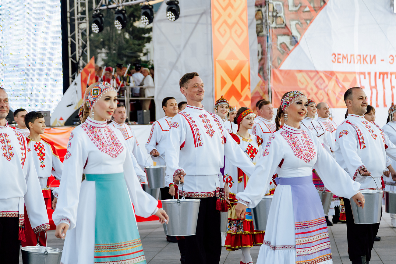 Секс вечеринки: русское порно видео